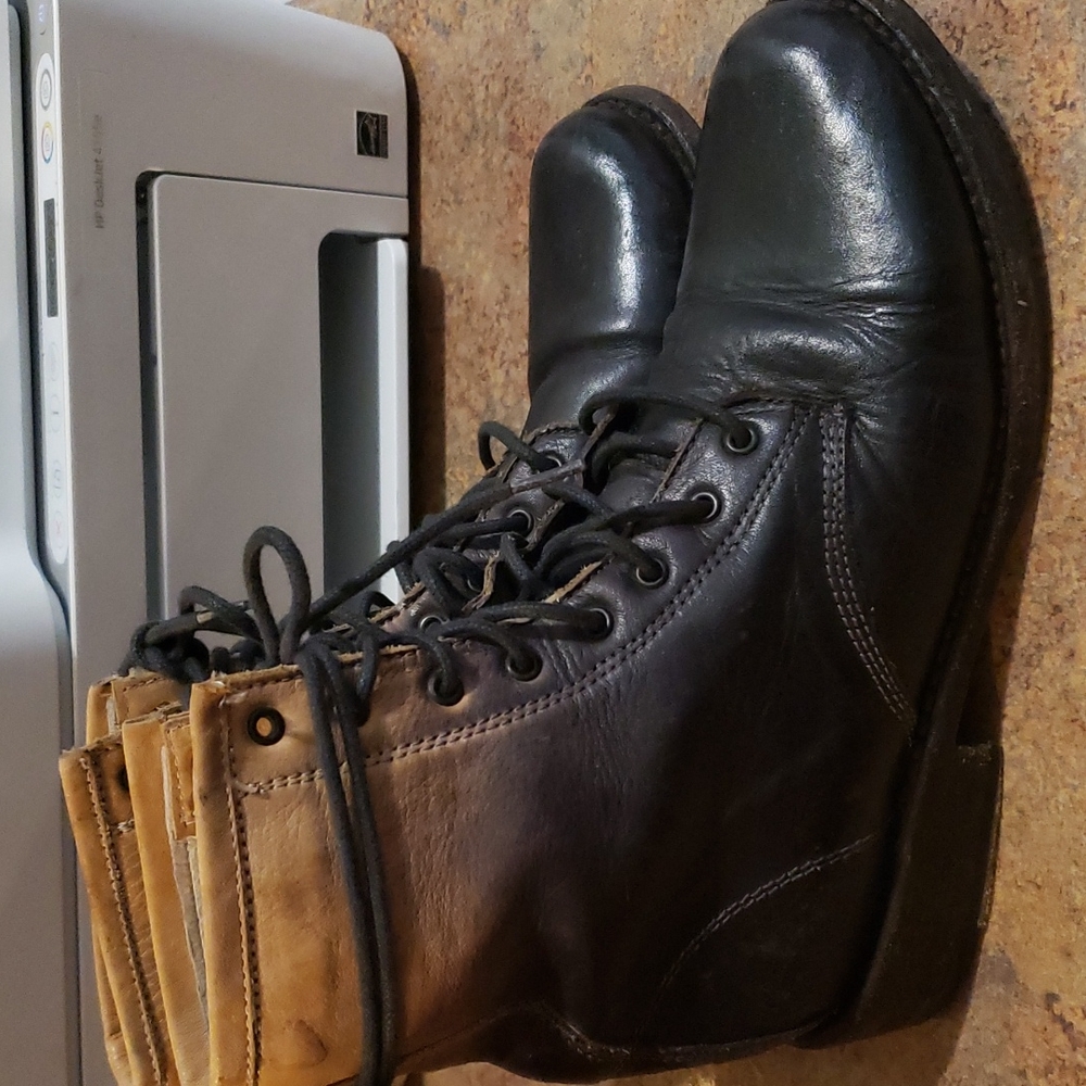 Freebird Lace up Boots Sz 7